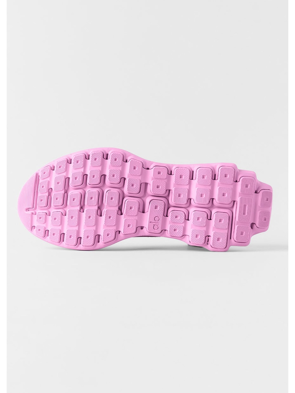ALO Runner - Candy Heart Pink - Picture 6 of 8